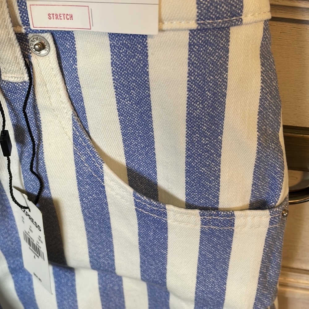 Express Shorts Womens Blue White Striped Mom Super High Rise Stretch  size 4 NWT - Picture 4 of 5